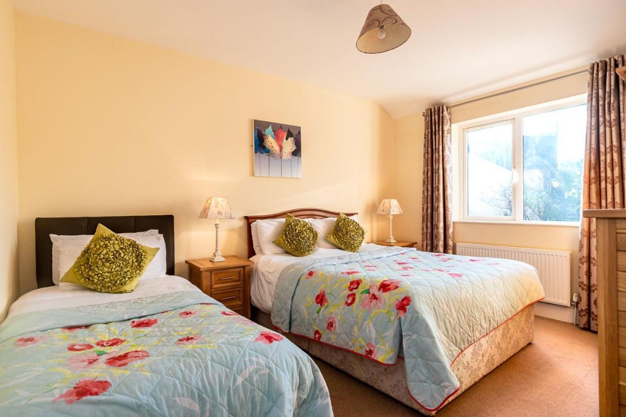 Foleys Ardmullen Townhouses Кенмеър Екстериор снимка